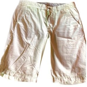 Calvin Klein Jeans Shorts, Men's 32 Waist, 10.5" Inseam, Light Green